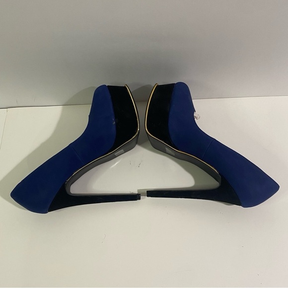 Qupid Women's 8 Blue Heels - Picture 4 of 8